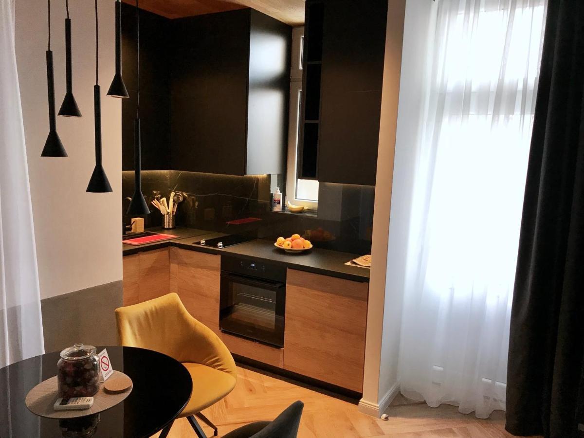 Luxury Apartments Donostia & Iruna เบลเกรด ภายนอก รูปภาพ